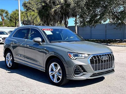 Certified 2024 Audi Q3 2.0T Premium w/ Convenience Package image 2