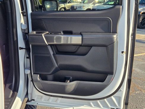 Certified 2022 Ford F150 XLT w/ Equipment Group 302A High image 8