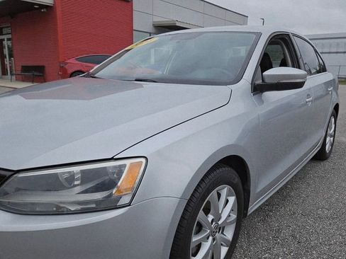 Used 2014 Volkswagen Jetta SE image 22