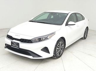 Used 2023 Kia Forte LXS video 1