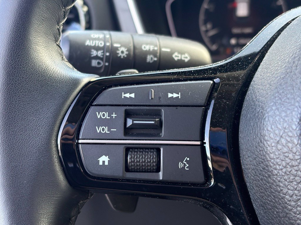 Used 2025 Honda Pilot EX-L image 22