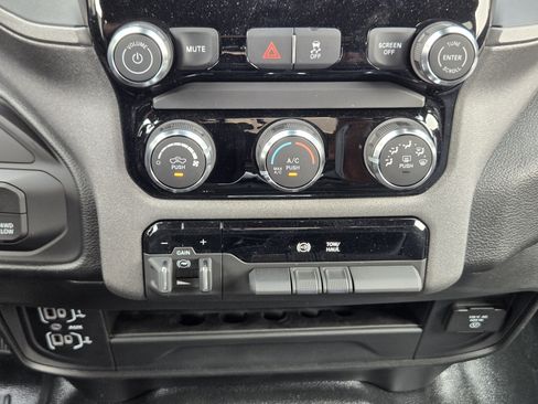 New 2027 RAM 3500 Tradesman w/ Chrome Appearance Group A AWD/4WD image 16