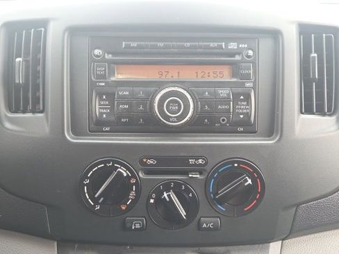 Used 2017 Nissan NV200 SV image 24