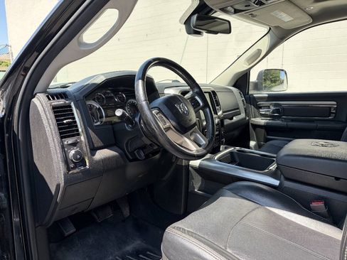 Used 2018 RAM 2500 Laramie w/ Sport Appearance Group AWD/4WD image 38