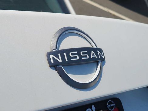 Used 2025 Nissan Sentra SV w/ SV Premium Package FWD image 29