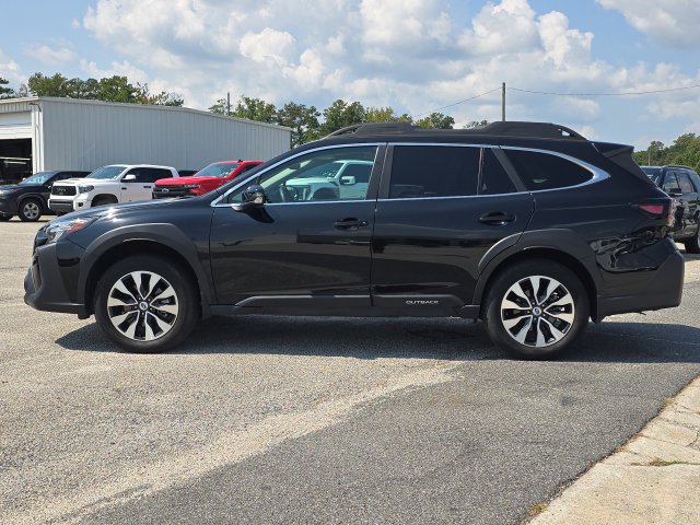 Used 2024 Subaru Outback Limited AWD/4WD image 2