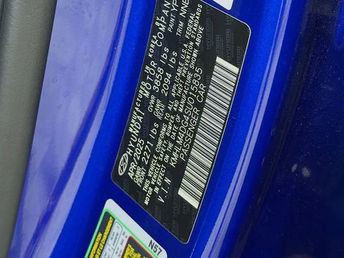 Used 2025 Hyundai Elantra Sport FWD image 31