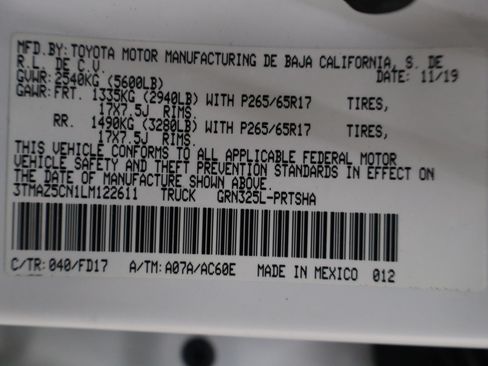 Used 2020 Toyota Tacoma TRD Sport RWD image 31