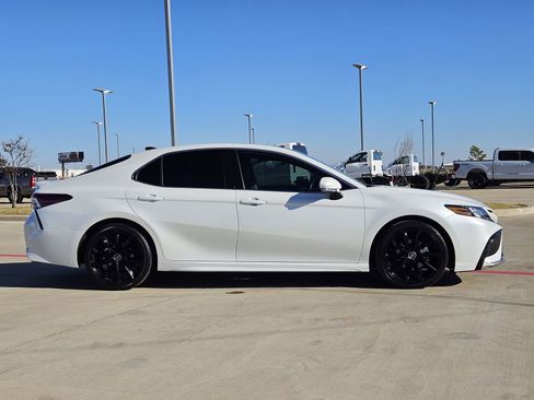 Used 2024 Toyota Camry XSE w/ Navigation Package image 8