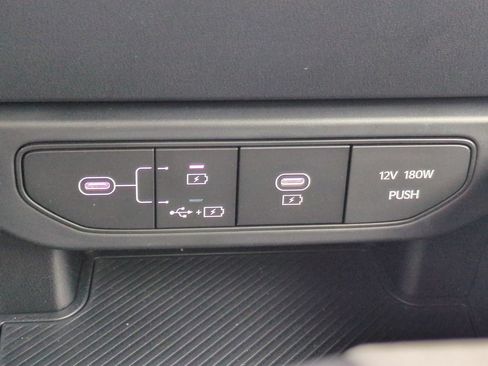 New 2026 Kia K4 FWD image 17