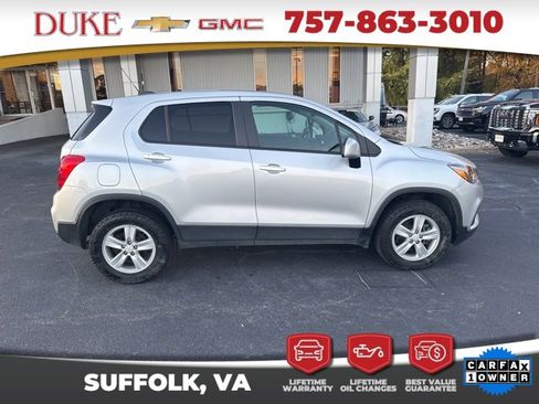 Used 2021 Chevrolet Trax LS w/ Tint and Cruise Package image 22