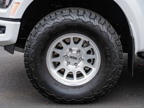 Used 2023 Ford F150 Raptor image 9