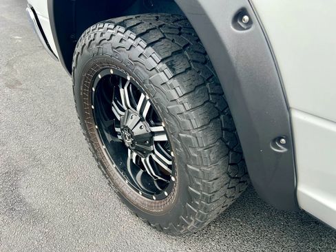 Used 2015 RAM 1500 Big Horn image 12