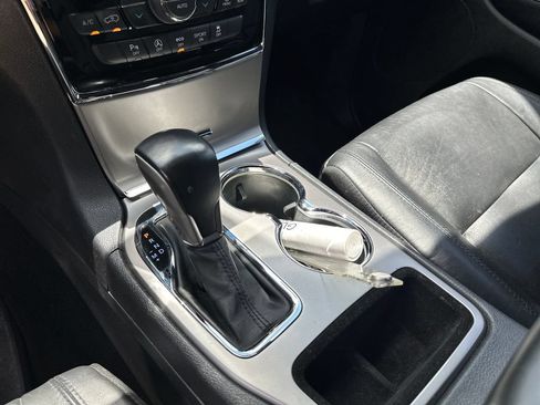 Used 2020 Jeep Grand Cherokee Limited RWD image 27