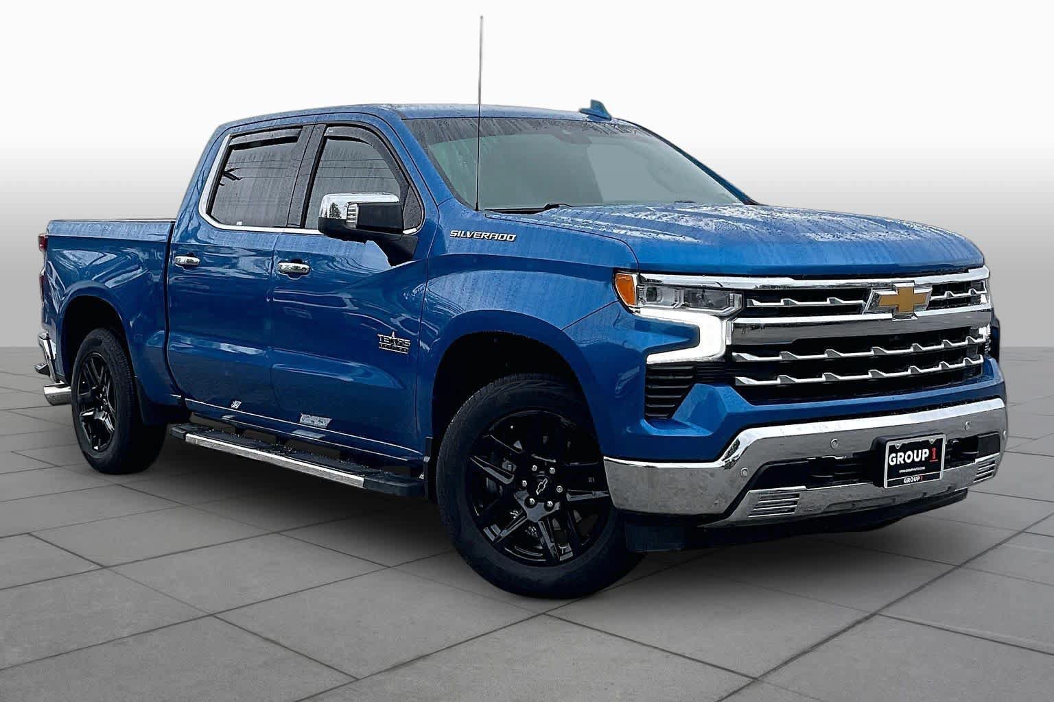 Used 2022 Chevrolet Silverado 1500 LTZ w/ LTZ Convenience Package II RWD image 3