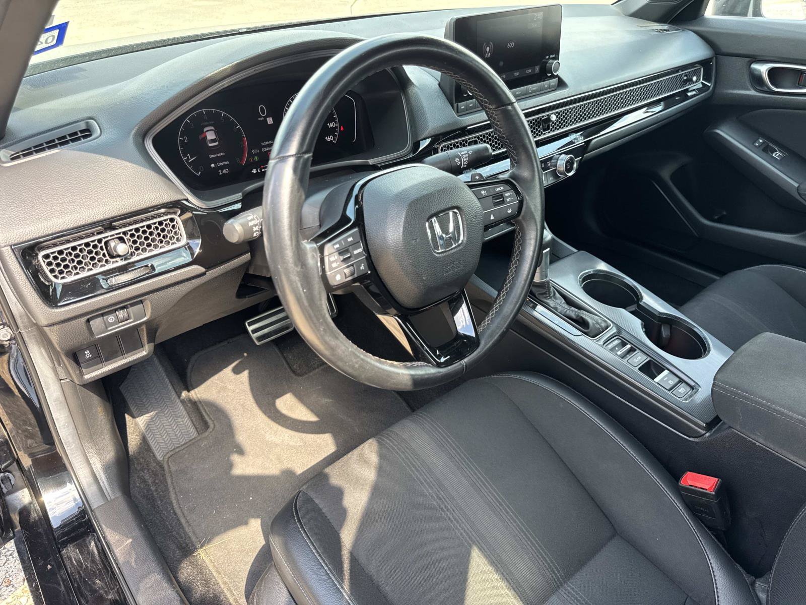 Used 2025 Honda Civic Sport image 17