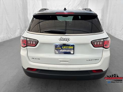 Used 2024 Jeep Compass Limited AWD/4WD image 7