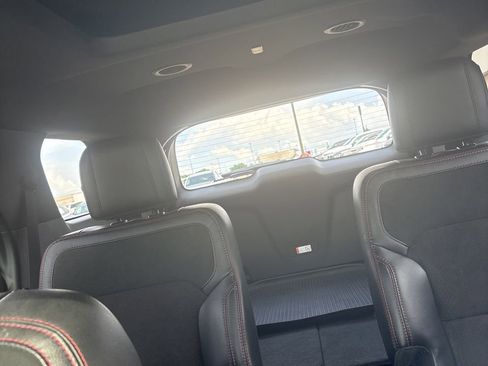 Used 2019 Ford Explorer XLT w/ Equipment Group 202A FWD image 12