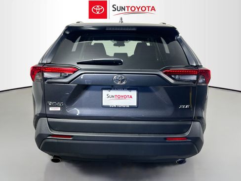 Used 2025 Toyota RAV4 XLE w/ Convenience Package FWD image 5