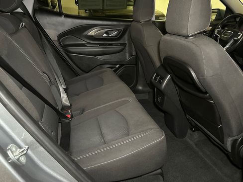 Used 2023 GMC Terrain SLE w/ Driver Convenience Package image 11