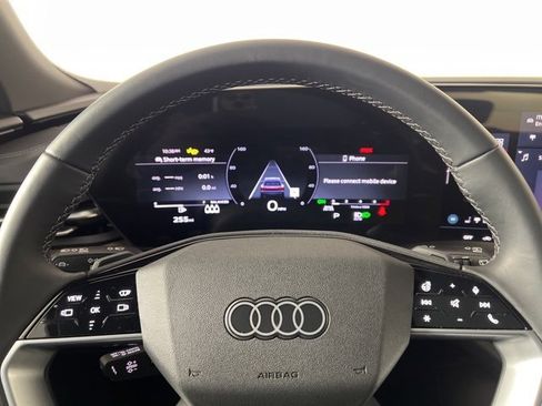 Used 2025 Audi Q5 Premium Plus w/ Premium Plus image 23