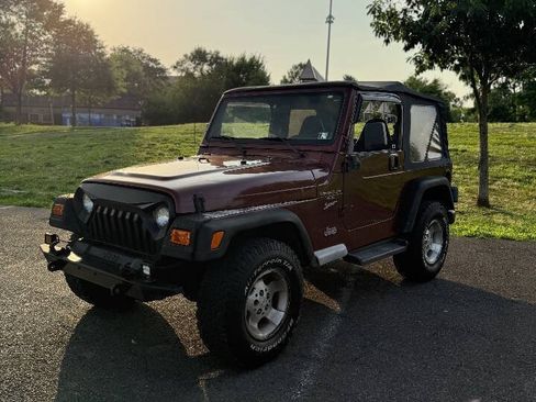 Used 2001 Jeep Wrangler Sport AWD/4WD image 2