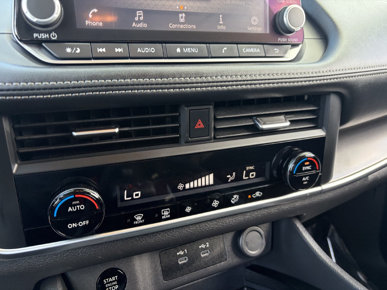 Certified 2025 Nissan Rogue SV FWD image 27