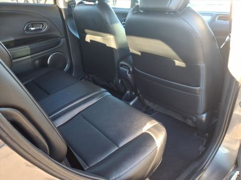 Used 2022 Honda HR-V EX-L image 13