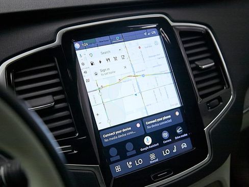 Certified 2023 Volvo XC90 T8 Plus w/ Protection Package Premier AWD/4WD image 14