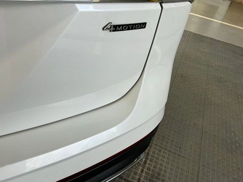 Used 2023 Volkswagen Atlas SEL image 4