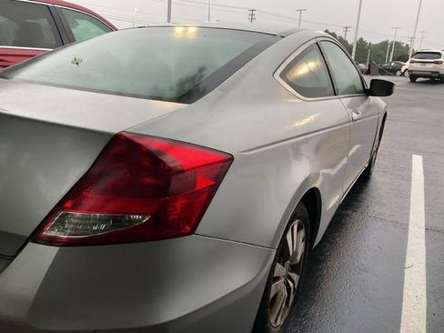 Used 2011 Honda Accord LX-S image 4