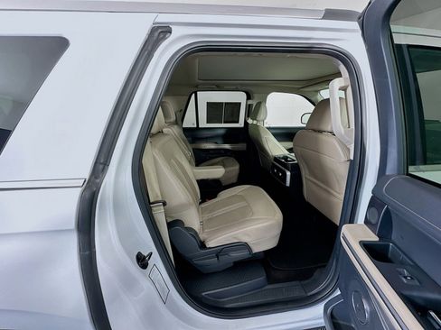 Used 2023 Ford Expedition Max Limited AWD/4WD image 30