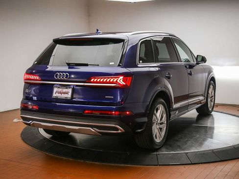 Certified 2024 Audi Q7 3.0T Premium Plus AWD/4WD image 4