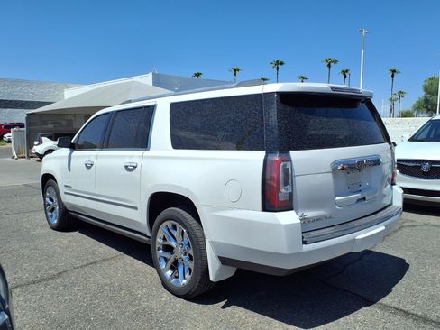 Used 2017 GMC Yukon XL Denali w/ Open Road Package AWD/4WD image 7
