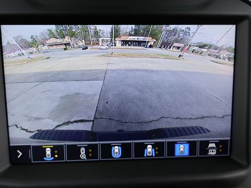 Used 2022 Chevrolet Silverado 2500 LTZ w/ LTZ Plus Package image 50