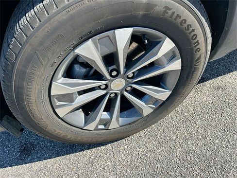 Used 2025 Chevrolet Equinox LT image 14