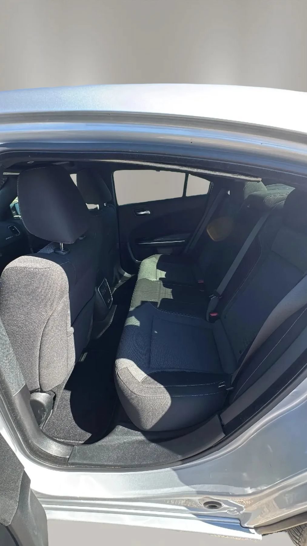 Used 2020 Dodge Charger SXT RWD image 10
