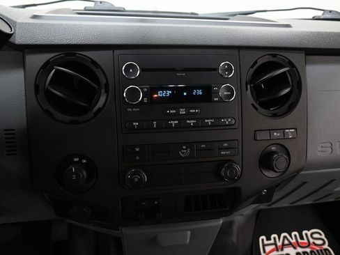 Used 2015 Ford F250 XL w/ XL Appearance Package image 23