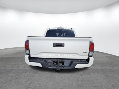 Used 2020 Toyota Tacoma TRD Sport image 25