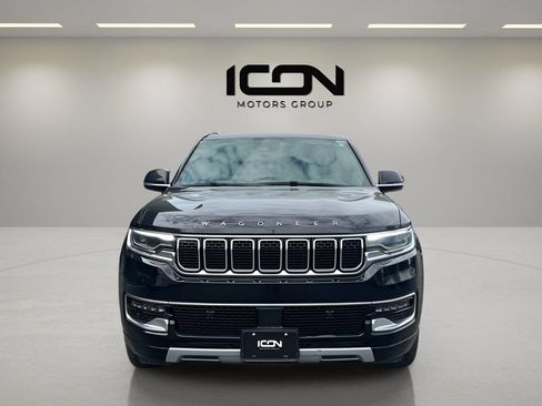 Used 2023 Jeep Wagoneer Series II AWD/4WD image 8