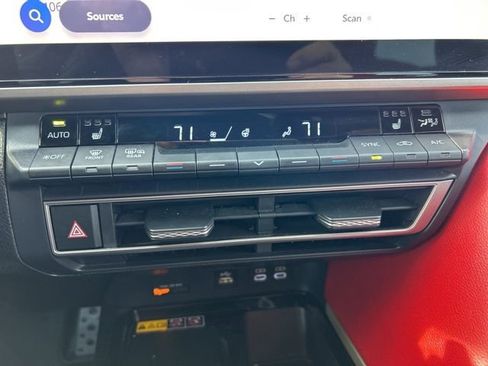 Used 2025 Toyota Camry XSE image 14