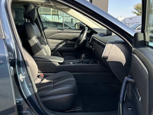 Certified 2025 MAZDA CX-50 AWD 2.5 S w/ Premium Package image 13