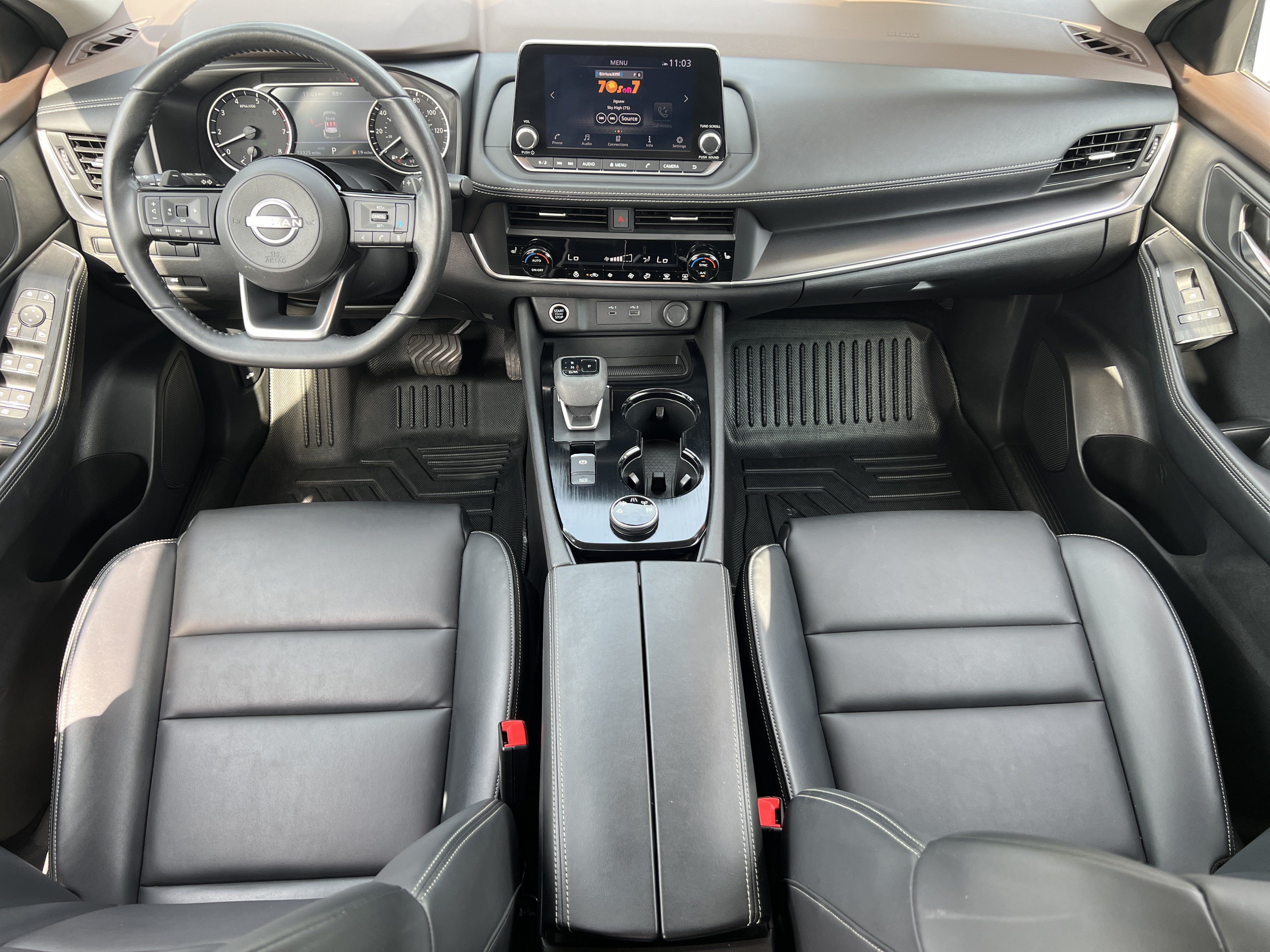 Certified 2023 Nissan Rogue SV w/ SV Premium B Package AWD/4WD image 18