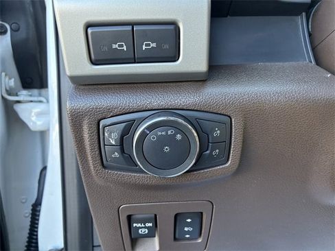 Used 2020 Ford F150 King Ranch image 23
