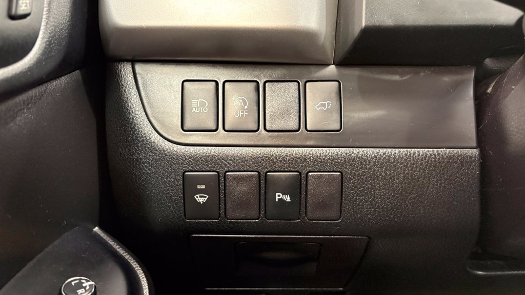 Used 2018 Toyota Highlander Limited AWD/4WD image 37