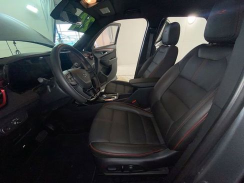 Used 2024 Chevrolet TrailBlazer RS AWD/4WD image 24