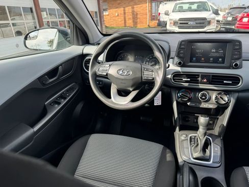 Used 2019 Hyundai Kona SE image 40