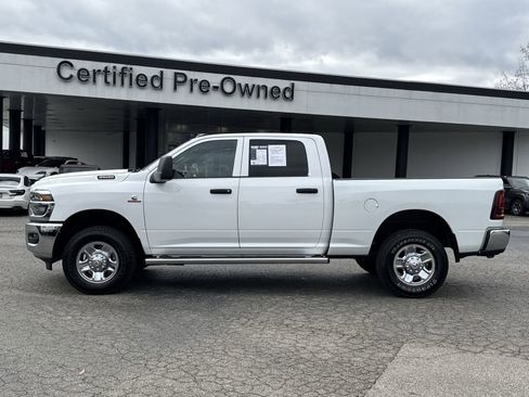 Used 2025 RAM 3500 Tradesman w/ Chrome Appearance Group image 7