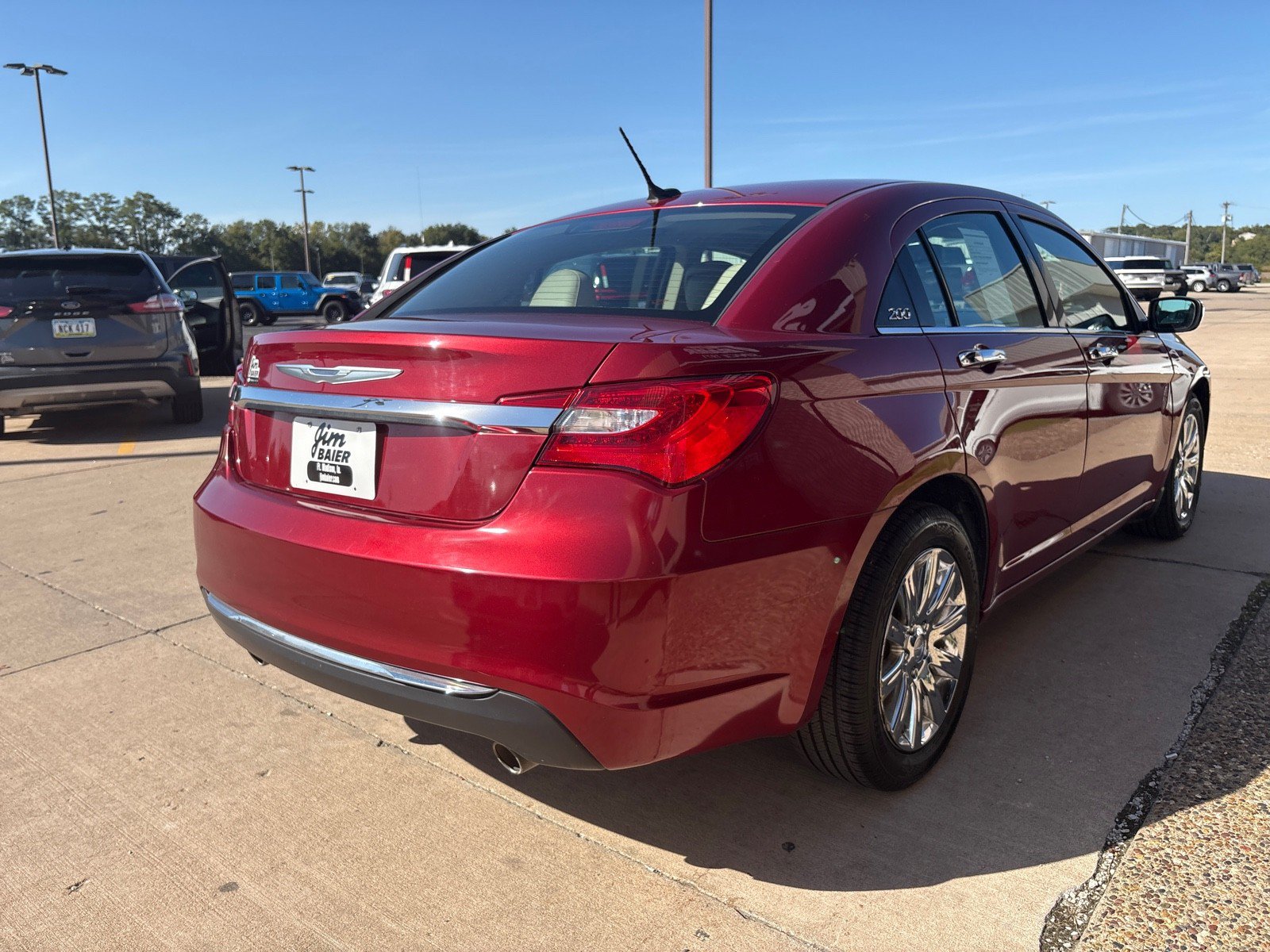 Used 2014 Chrysler 200 Limited w/ Sun/Sound Group FWD image 9