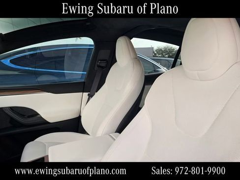 Used 2023 Tesla Model X image 6